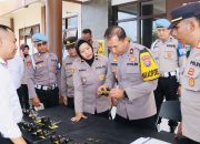 Mitigasi Pelanggaran Anggota, Wakapolres Blitar Sidak Pemegang Senpi Dinas 15 Mitigasi Pelanggaran Anggota, Wakapolres Blitar Sidak Pemegang Senpi Dinas