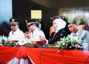 Serah Terima Jabatan, Gus Haris dan Lora Fahmi Siap Wujudkan Probolinggo Emas 10 Serah Terima Jabatan, Gus Haris dan Lora Fahmi Siap Wujudkan Probolinggo Emas
