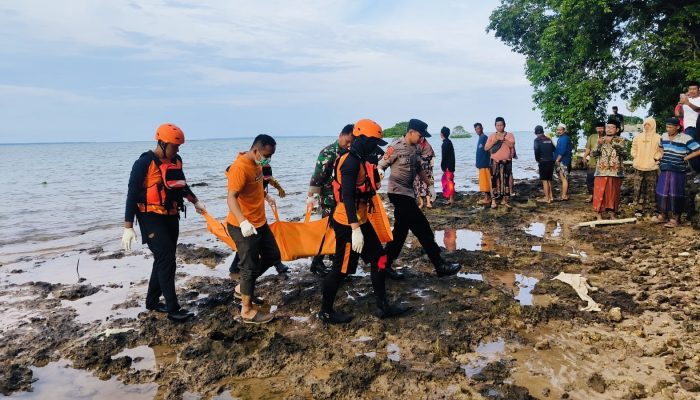 Mayat Tanpa Kepala Ditemukan di Pesisir Pantai Desa Poteran, Talango