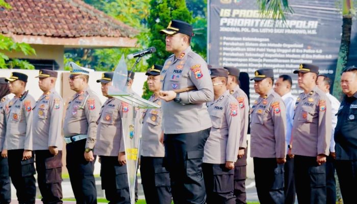 Apel Pagi Polres Blitar: Kapolres Tekankan Pentingnya Menciptakan Rasa Aman di Tengah Masyarakat