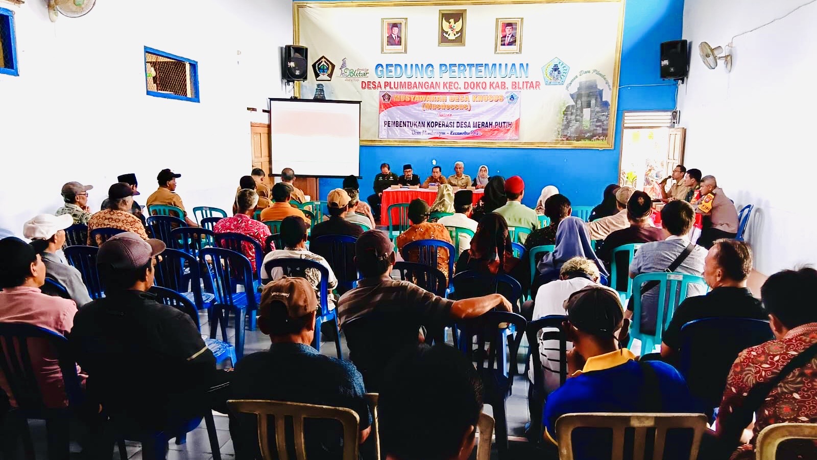 Musdesus Pembentukan Koperasi Merah Putih Desa Plumbangan Berjalan Lancar 2 b266343b 9fe0 44aa b635 f87122c4905f