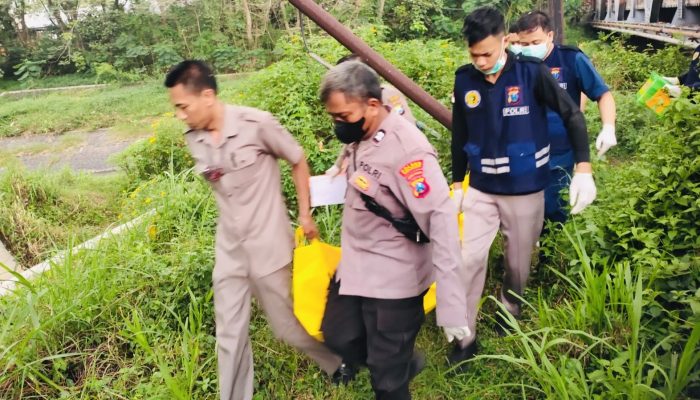 Mayat Pria Ditemukan di Bawah Jembatan Ringinanom, Diduga Korban Pembunuhan
