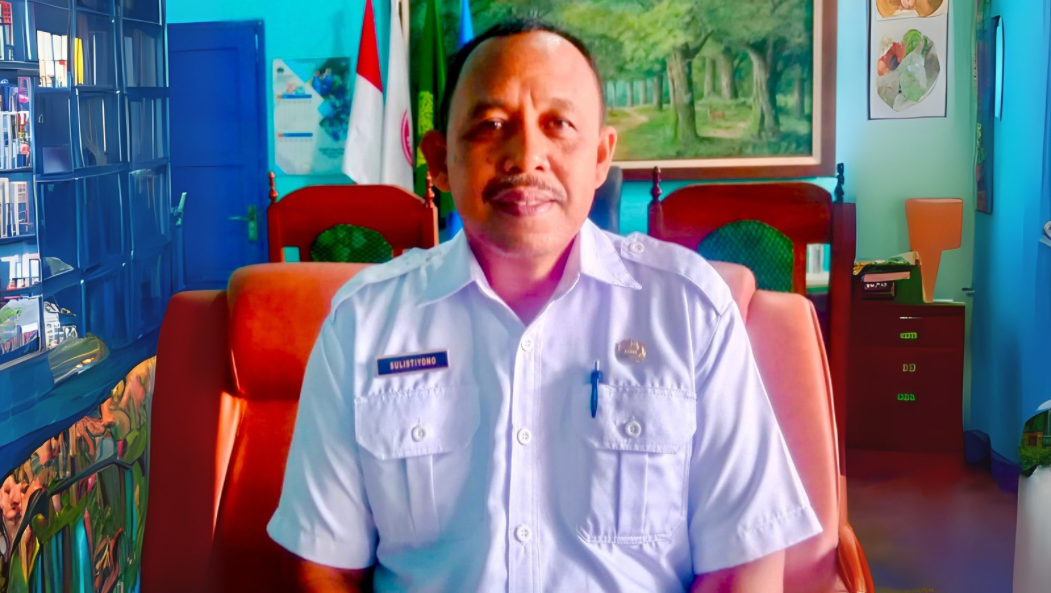 MPLS di SMPN 2 Ponggok Diawali Apel Pagi hingga Pembagian Kelas 2 Reportase News Template 5