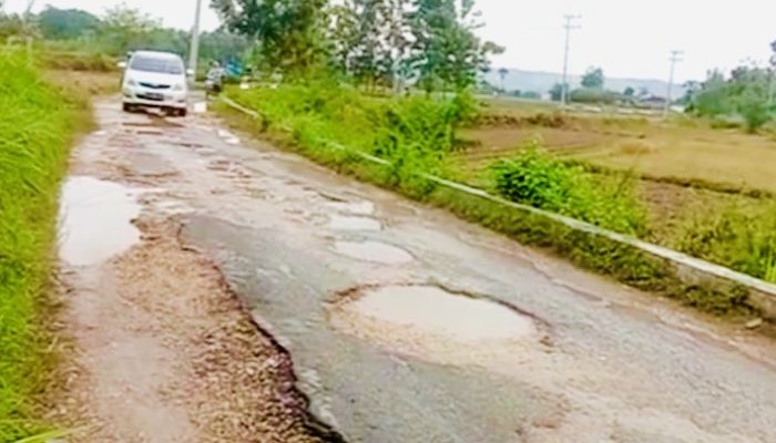Jalan Rusak Seperti Off-Road, Di Mana Bismillah Melayani?
