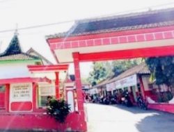 Sekdes Sawentar Ditetapkan Tersangka, Dimutasi untuk Isi Jabatan Sekdes dan Diberhentikan Sementara 9 Sekdes Sawentar Ditetapkan Tersangka, Dimutasi untuk Isi Jabatan Sekdes dan Diberhentikan Sementara