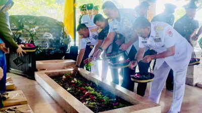 Jelang HUT KE-80 TNI Dankodiklatal Pimpin Ziarah Nasional di Makam Bung Karno, Tekankan Patriotisme Prajurit