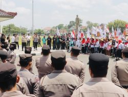 Aksi Damai Hari Tani Nasional di Blitar: Polres Terapkan Pendekatan Humanis 10 Aksi Damai Hari Tani Nasional di Blitar: Polres Terapkan Pendekatan Humanis