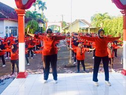 Semarak Senam Tera Peringati HUT RI ke-80 di Desa Jambewangi 5 Semarak Senam Tera Peringati HUT RI ke-80 di Desa Jambewangi