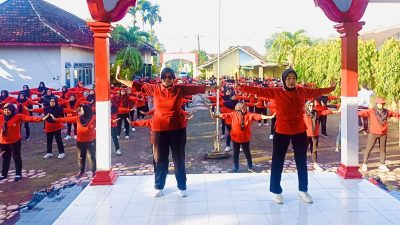 Semarak Senam Tera Peringati HUT RI ke-80 di Desa Jambewangi