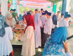 Meriahkan Hari Jadi ke-756, BPRS Bhakti Sumekar Gelar Bazar UMKM & Pasar Murah: Wujud Nyata Dukungan Ekonomi Kerakyatan