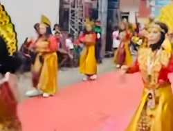 Meriah! Pawai Karnaval Semarakkan HUT ke-80 RI, Ribuan Warga Ngaringan Tumpah Ruah 12 Meriah! Pawai Karnaval Semarakkan HUT ke-80 RI, Ribuan Warga Ngaringan Tumpah Ruah