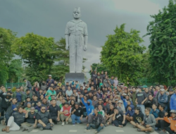 Ratusan Warga Surabaya Gelar Aksi Damai Kawal Dugaan Pengusiran Lansia