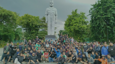 Ratusan Warga Surabaya Gelar Aksi Damai Kawal Dugaan Pengusiran Lansia