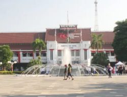 Balai Kota Surabaya Gelar Doa Lintas Agama untuk Korban Bencana pada Malam Pergantian Tahun