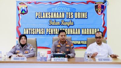 Perempuan Pamekasan Diciduk Bawa 100 Gram Sabu!