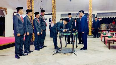 Lantik Komisioner KI 2025–2029, Bupati Sumenep Tegaskan Keterbukaan Informasi Bukan Sekadar Formalitas