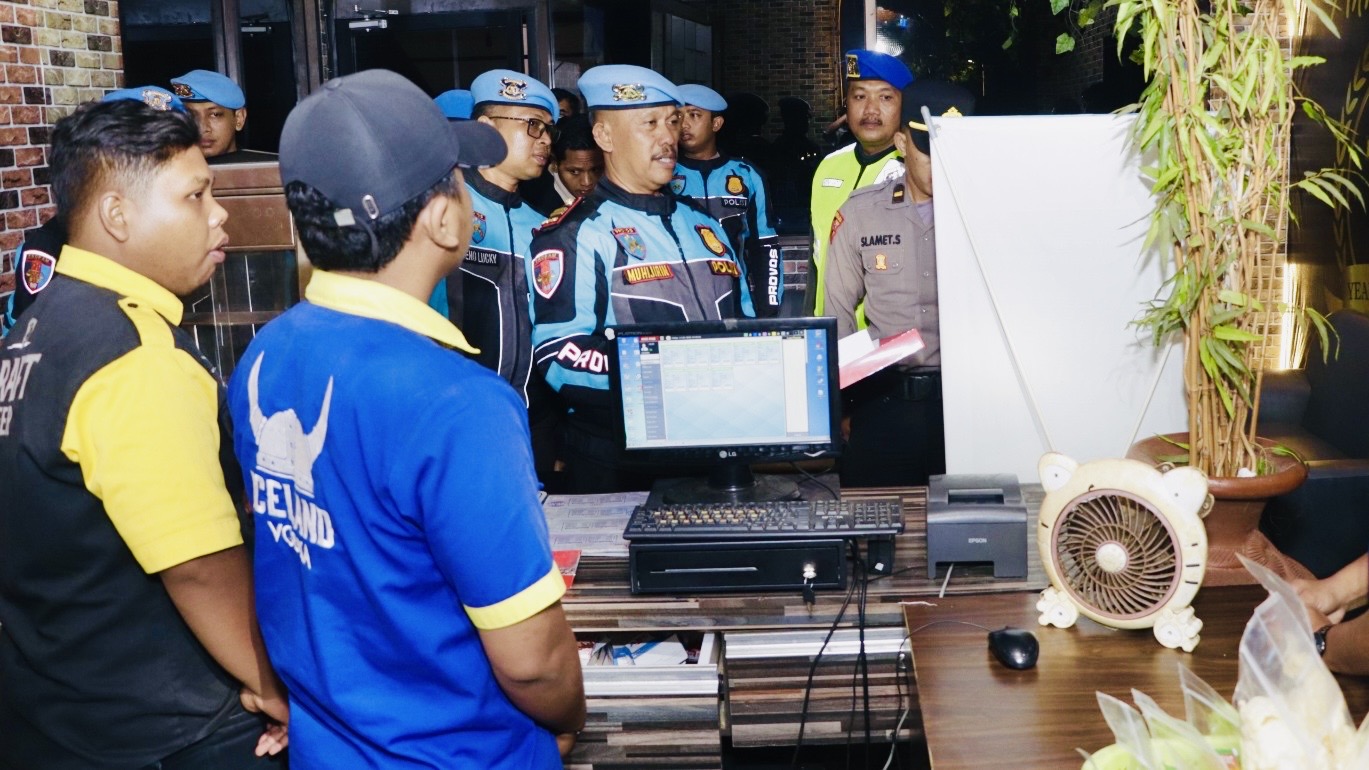 1e582bca acd6 46a3 a5b7 26c6c50728c7