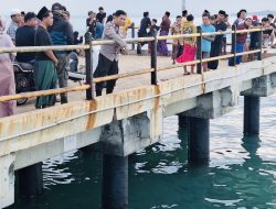 Diduga Lompat ke Laut, Pemuda Asal Dungkek Masih Dicari