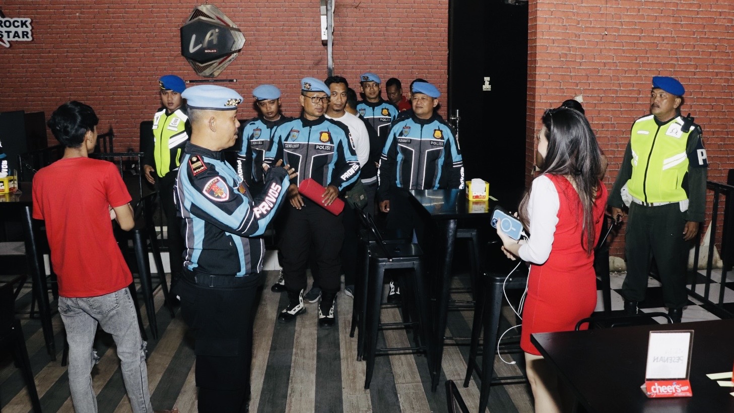 d00242e7 4bf1 4f61 8c3f e6d71881ca4c