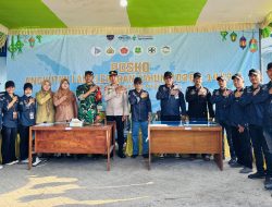 Petugas Gabungan Siaga Layani Penumpang di Dermaga Masalembu