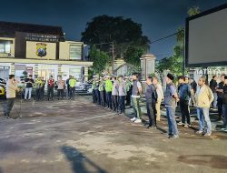 Patroli Malam, Polisi Kediri Cek Pospam dan Posyan Lebaran