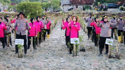 Hari Bhayangkara ke-80, Polres Sumenep Gelar Aksi Tanam Mangrove